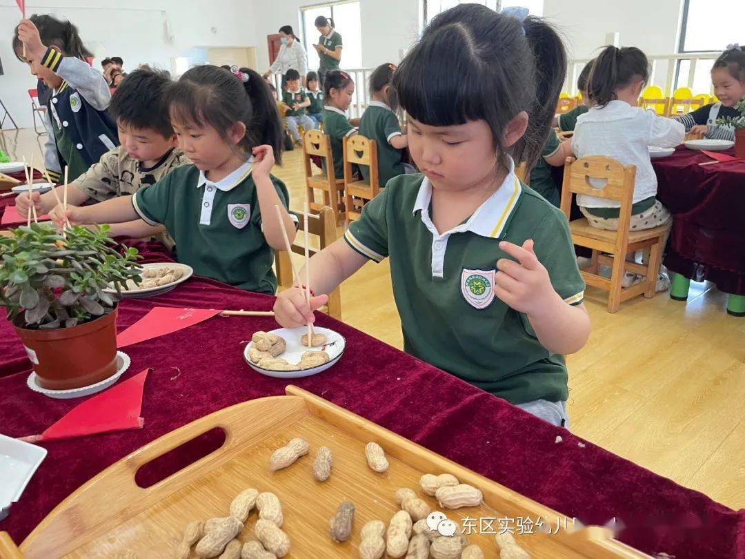 教幼儿刷牙的教案活动延伸_幼儿生活技能教学刷牙_幼儿园刷牙教学