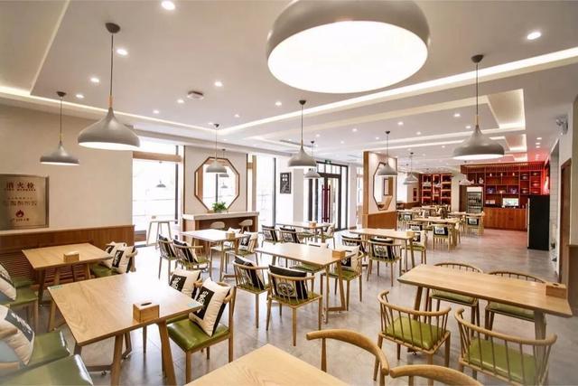 30年资历老师傅带来正宗卤鹅饭，长春这家店一口卤香，唇齿难忘