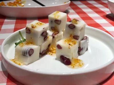 装糕点的纸_带纸的糕点_糕点纸怎么包