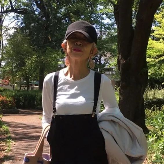 老太太别样生活_老太太的别样生活番外_87岁老太太生活方式
