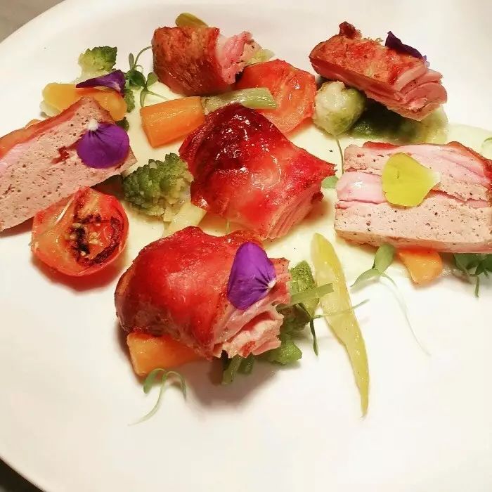 复古风餐厅装修_复古装修风格饭店_经典复古西餐厅装修