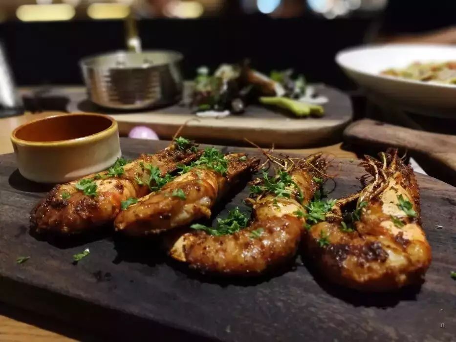 复古风餐厅装修_经典复古西餐厅装修_复古装修风格饭店