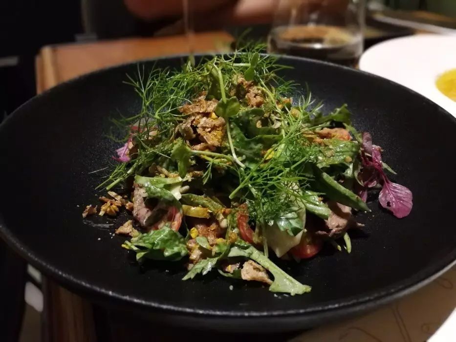 复古装修风格饭店_经典复古西餐厅装修_复古风餐厅装修