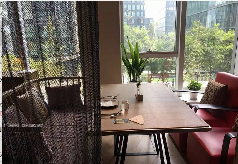 复古装修风格饭店_经典复古西餐厅装修_复古风餐厅装修