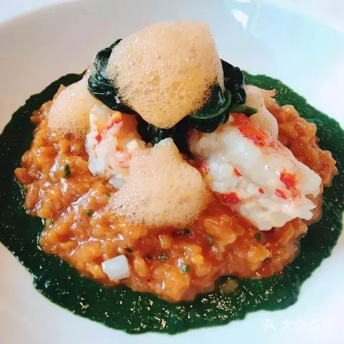 复古装修风格饭店_复古风餐厅装修_经典复古西餐厅装修