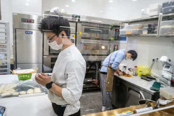 咖啡烘焙师_咖啡烘焙师培训学校_烘培师咖啡