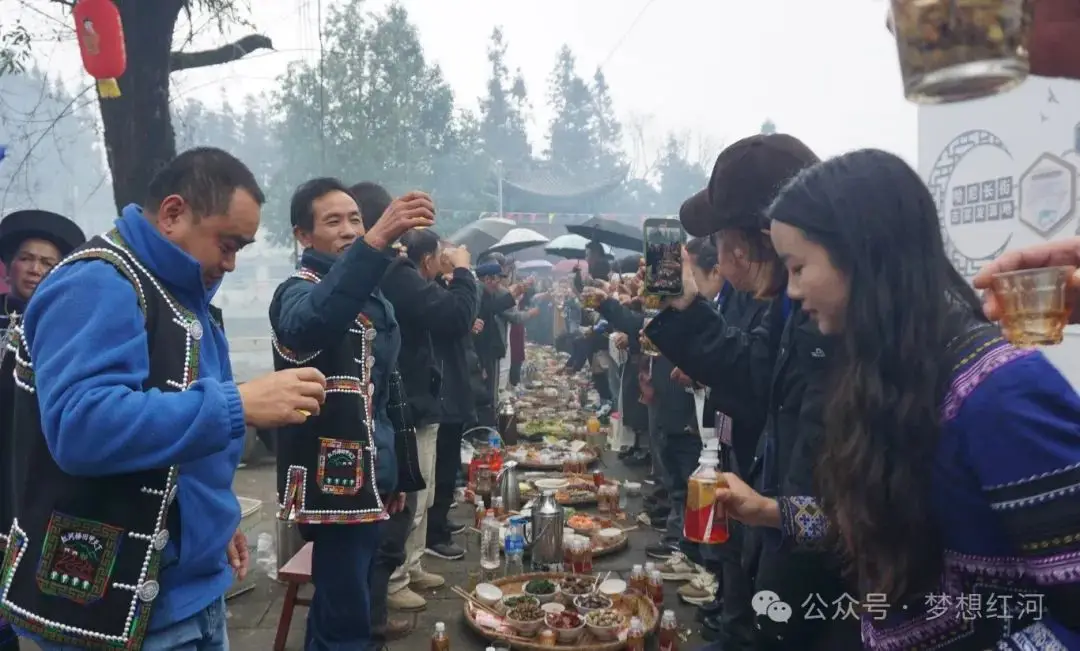 哈尼美食_哈尼风味餐_哈尼饮食文化