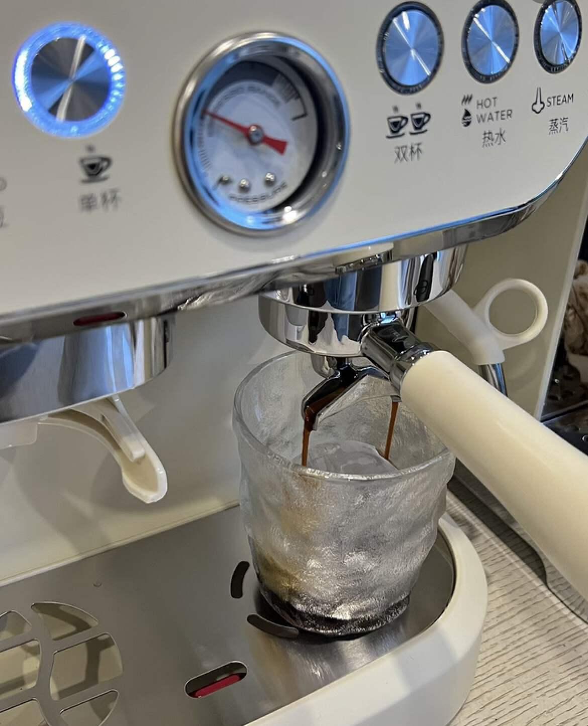 不同咖啡机的特点_咖啡机的区别_不同价位的咖啡机有什么区别